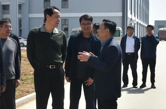 曲阜市委书记刘东波到裕隆集团华体网调研中药前处理提取项目建设工作